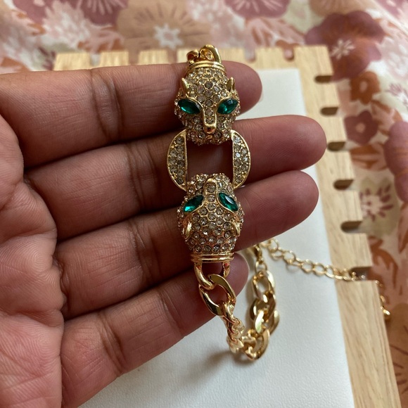 Elegant Gold and Green Panther Bracelet - Picture 1 of 4